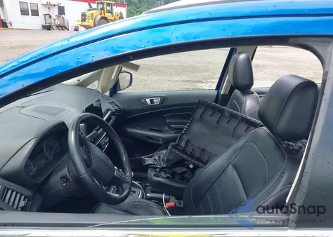 2020 Ford Ecosport Titanium z USA, uszkodzony, nr VIN MAJ6S3KL2LC313847